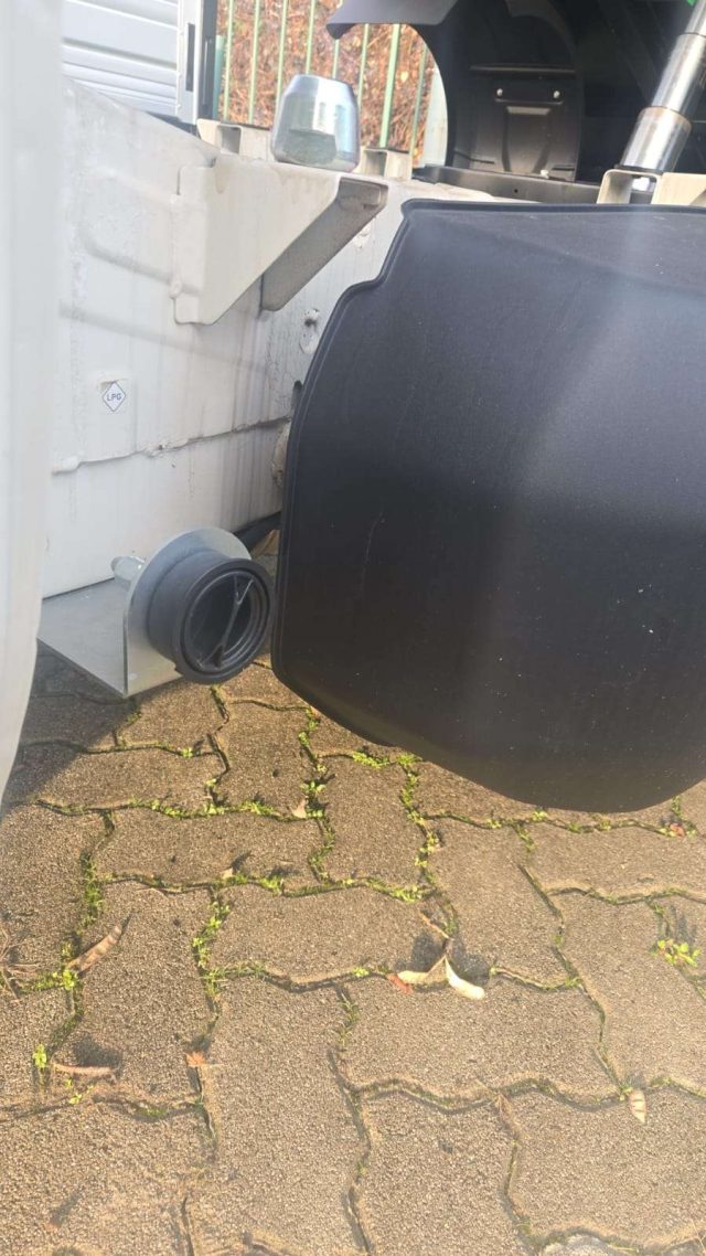 PIAGGIO Porter usata, con Servosterzo