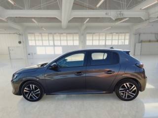 PEUGEOT 208 usata, con Autoradio