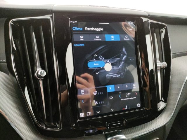 VOLVO XC60 usata, con Tettuccio apribile
