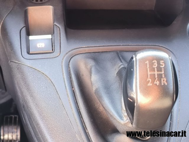OPEL Combo usata 18