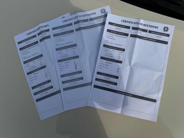 RENAULT Clio usata, con Fari LED