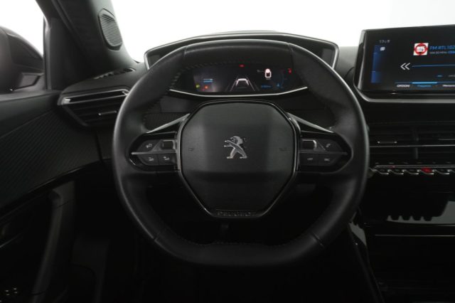 PEUGEOT 2008 usata 11