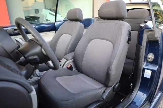 VOLKSWAGEN New Beetle usata 46