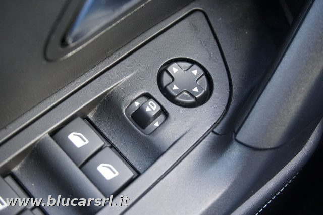 PEUGEOT 2008 usata, con Sensore di pioggia