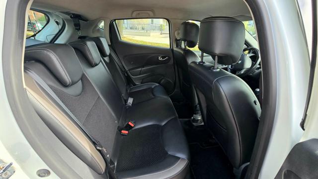 RENAULT Clio usata, con Touch screen
