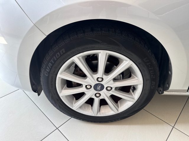 FORD Fiesta usata, con Luci diurne