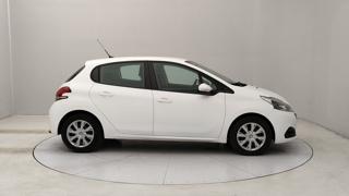 PEUGEOT 208 usata, con Autoradio