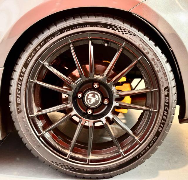 ABARTH 595 usata, con USB