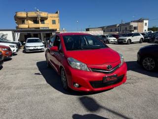 TOYOTA Yaris 1.4 D-4D 5 porte Active