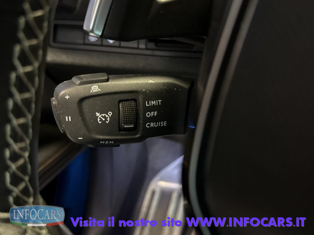PEUGEOT 5008 usata, con Vetri oscurati