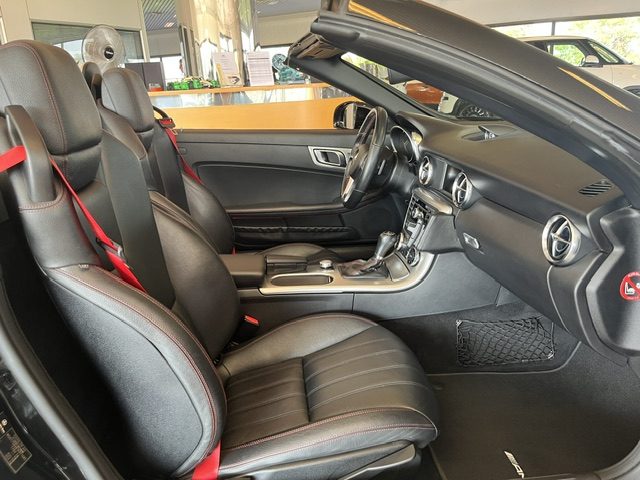 MERCEDES-BENZ SLK 200 usata, con Cerchi in lega