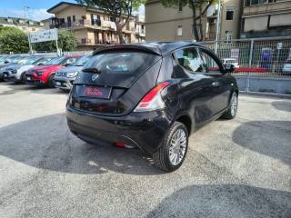LANCIA Ypsilon usata, con Autoradio