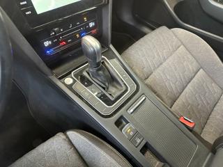 VOLKSWAGEN Passat Variant usata, con Park Distance Control