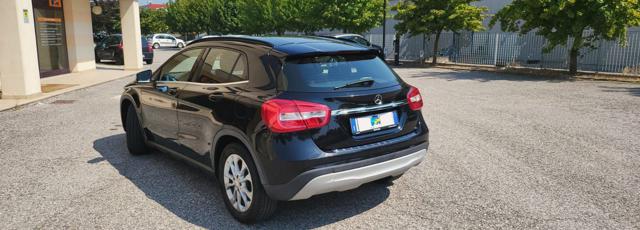 MERCEDES-BENZ GLA 180 usata, con Antifurto