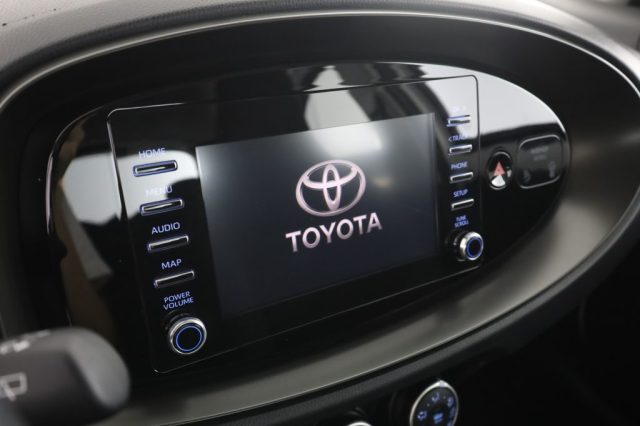 TOYOTA Aygo X usata 7