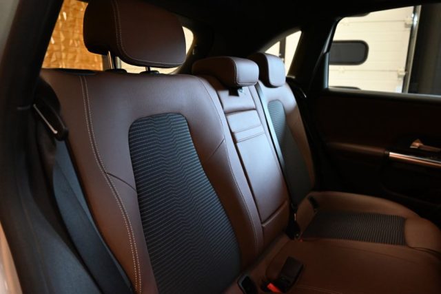 MERCEDES-BENZ B 180 usata 33