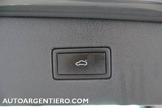 VOLKSWAGEN Tiguan usata, con Sensori di parcheggio anteriori
