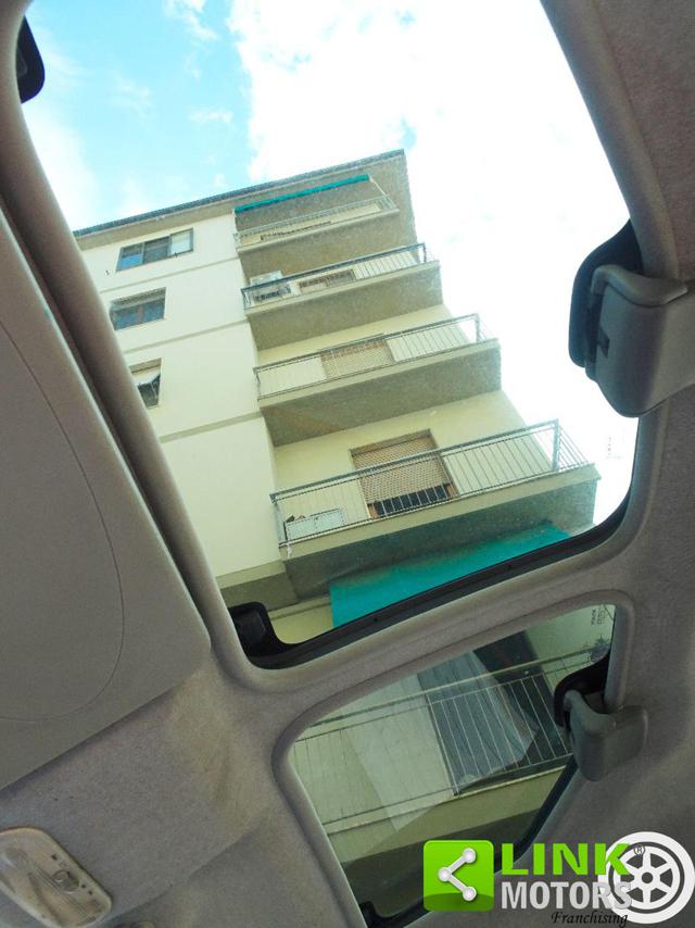 RENAULT Kangoo usata, con ESP