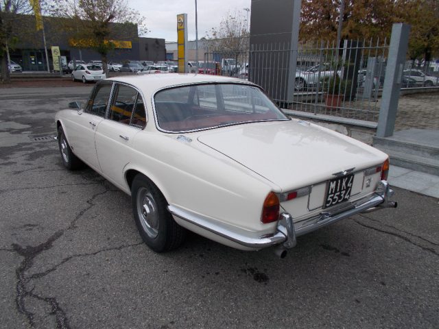 JAGUAR XJ6 usata 5