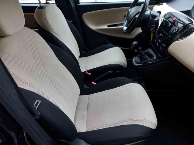 LANCIA Ypsilon usata, con Sedile posteriore sdoppiato