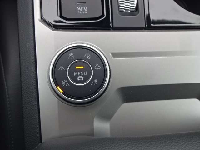 VOLKSWAGEN Touareg usata, con Interni in pelle