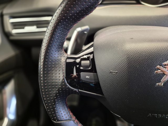 PEUGEOT 308 usata, con Park Distance Control