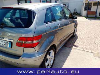 MERCEDES-BENZ B 180 usata, con Airbag