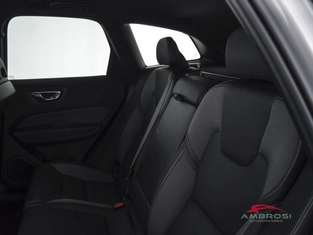 VOLVO XC60 usata 9