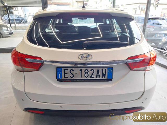 HYUNDAI i40 usata, con Autoradio