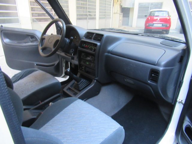 SUZUKI Vitara usata 17