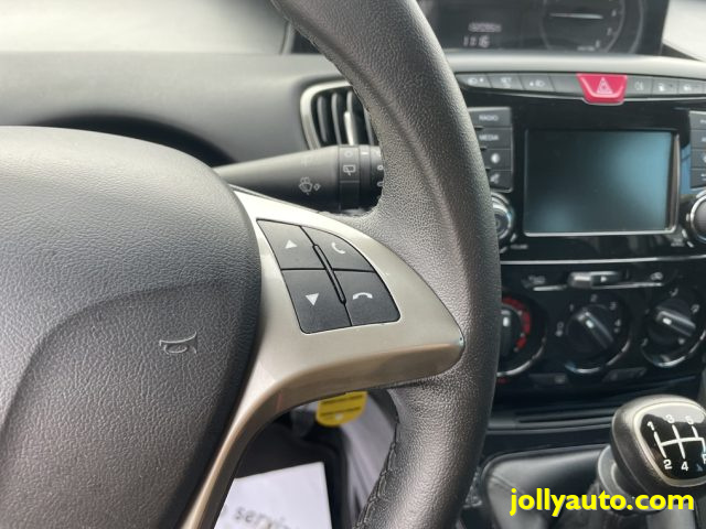 LANCIA Ypsilon usata 23