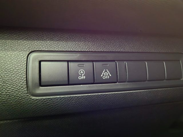 PEUGEOT 308 usata, con Vivavoce