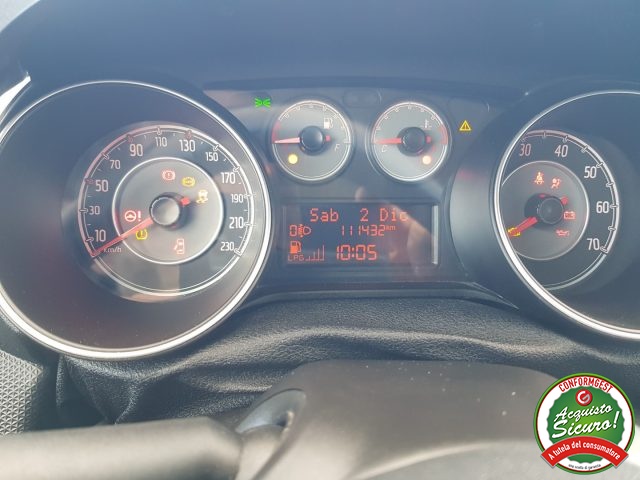 FIAT Punto usata, con Autoradio