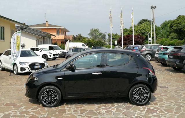 LANCIA Ypsilon usata, con Airbag