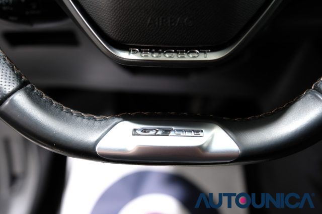 PEUGEOT 3008 usata, con Portellone posteriore elettrico