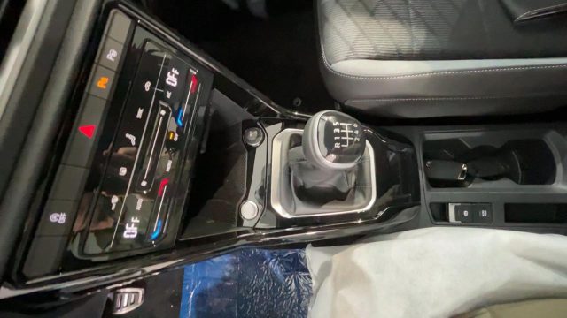 VOLKSWAGEN T-Roc usata, con Controllo trazione