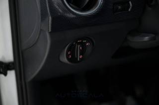 VOLKSWAGEN up! usata, con Airbag testa