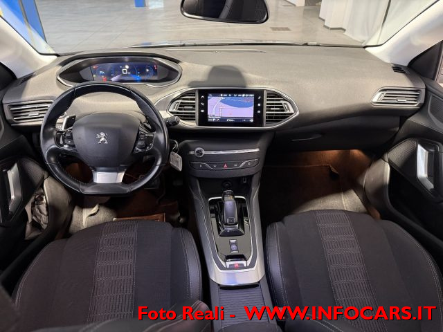 PEUGEOT 308 usata, con Controllo automatico clima