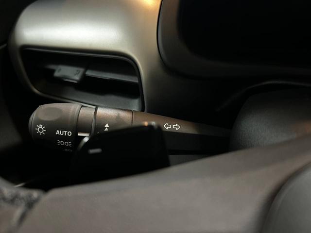 JEEP Avenger usata, con Park Distance Control