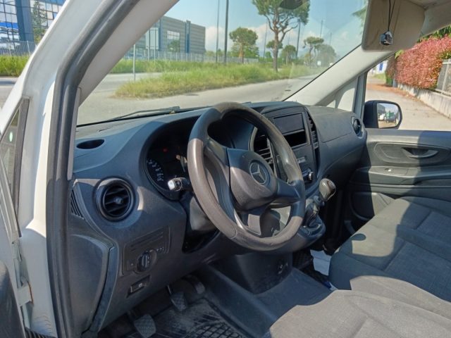MERCEDES-BENZ Vito usata 10