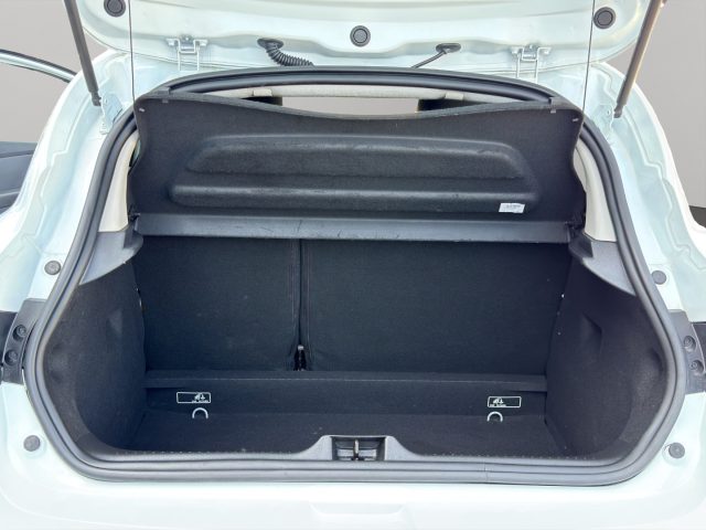 RENAULT Clio usata, con Specchietti laterali elettrici