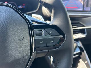 PEUGEOT 2008 usata, con Sistema di navigazione