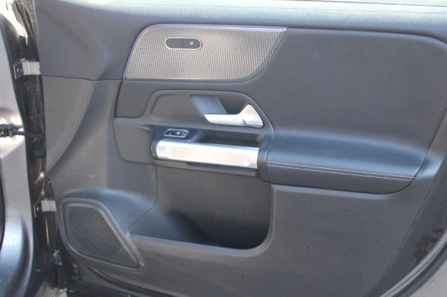MERCEDES-BENZ GLB 200 usata, con Immobilizzatore elettronico