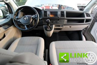 VOLKSWAGEN Caravelle usata, con Leve al volante