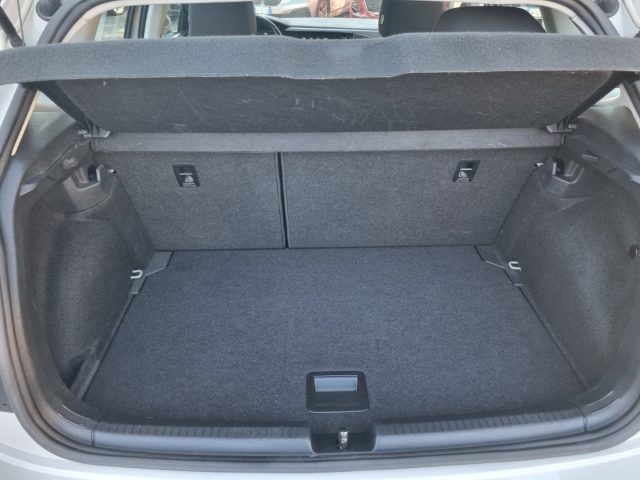 VOLKSWAGEN Polo usata, con USB