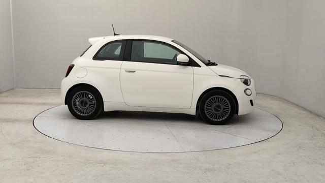 FIAT 500e usata, con Autoradio