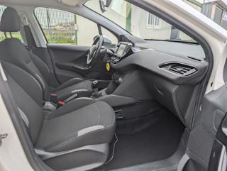 PEUGEOT 208 usata, con Alzacristalli elettrici