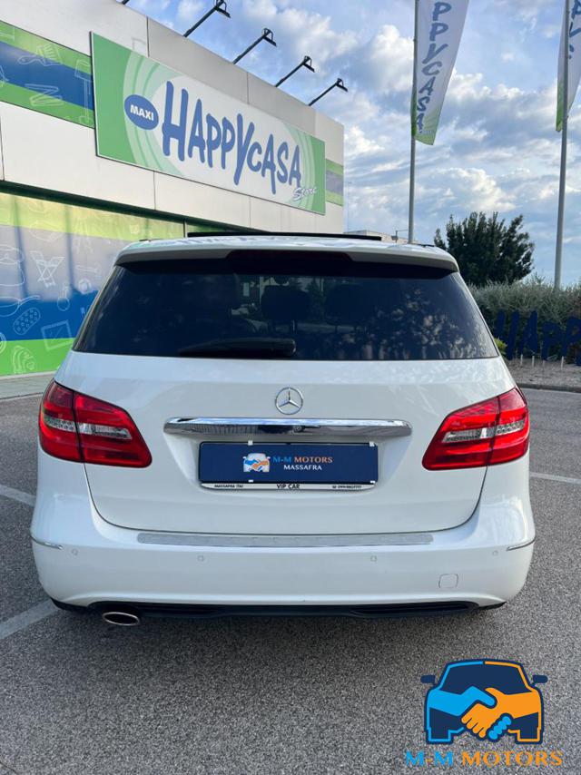 MERCEDES-BENZ B 180 usata, con Climatizzatore
