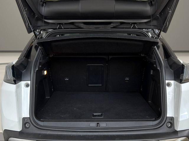 PEUGEOT 3008 usata, con Boardcomputer