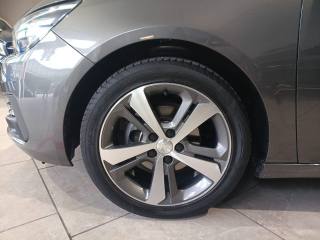 PEUGEOT 308 usata, con Sistema di navigazione